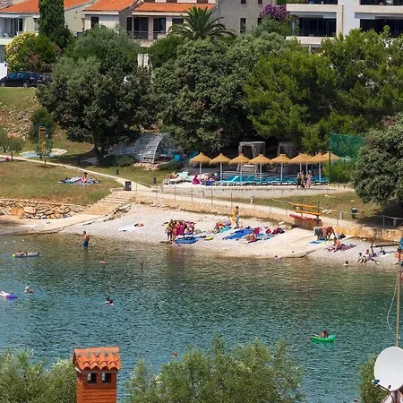 Exclusive Ellen & Micol-with 3 Free Mountain Bikes Apartman *